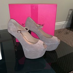Betsey Johnson Taupe Platform shoes